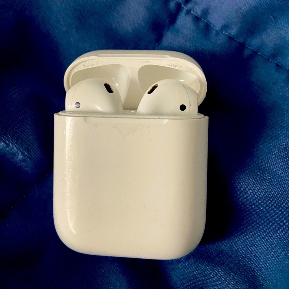 Apple airpods 2nd gen